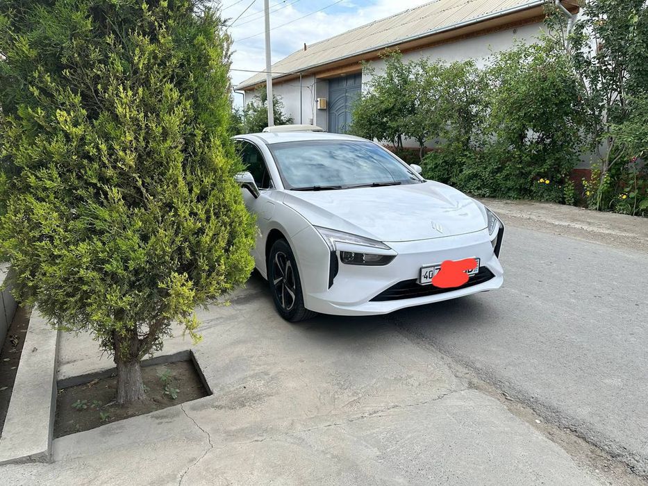Jmev Renault xolati zur. Yandeksda biznes tarifiga utadi.