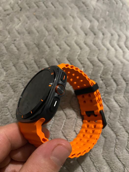 Смарт часовник чисто нов