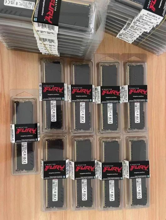 Samsung DDR4 16G 3200MHZ