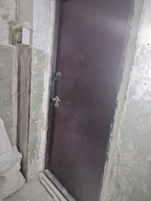 Железная дверь продам