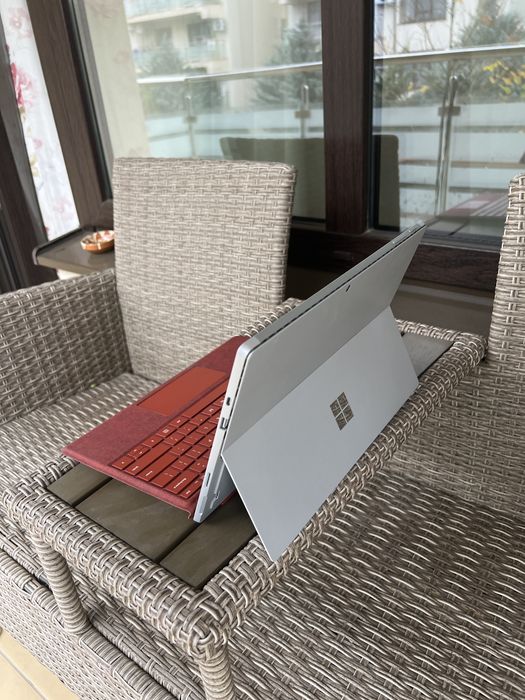 Laptop Windows Surface 7 Pro