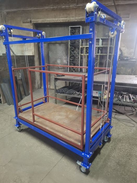 Подъёмник строительный