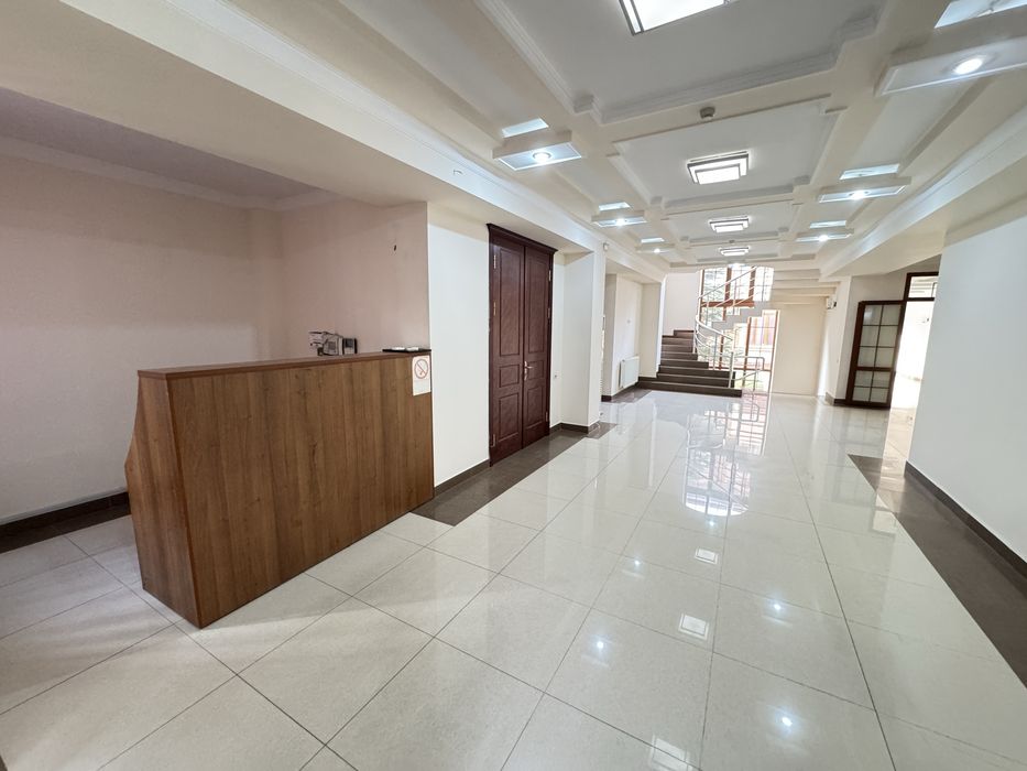 Аренда под офис Частный дом, Центр Ш. Руставелли