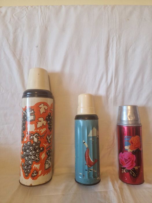 Termosuri romanesti- Metaloglobus -si chinezesti vintage , anii 60-80