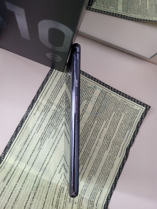 Продам Samsung Galaxy S10e
