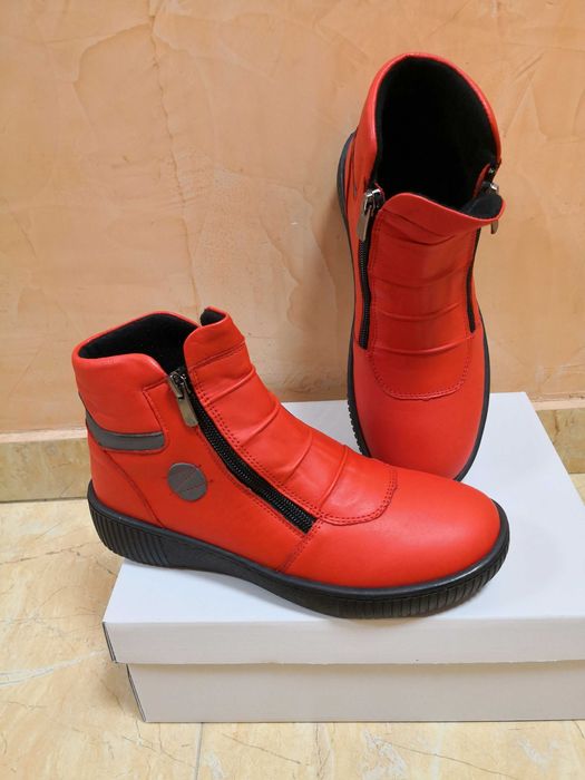 Дамски боти естествена кожа