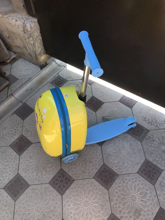 Чимодан самокат состояние отличное