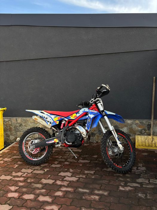 Motocicleta XTRAINER 2T 300cc MY21