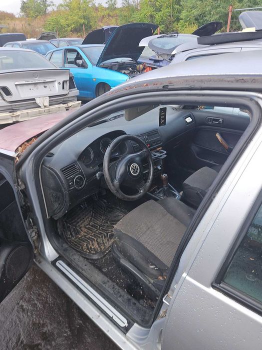 Фолксваген Бора 1.9 TDi 115 к.с 2001 година реф.номер 386
