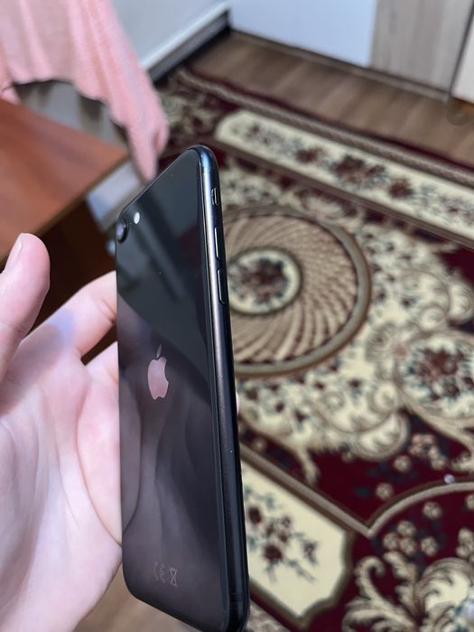 Айфон Се, идеал.