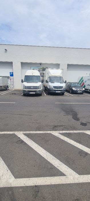 Duba de inchiriat fără sofer/cu sofer