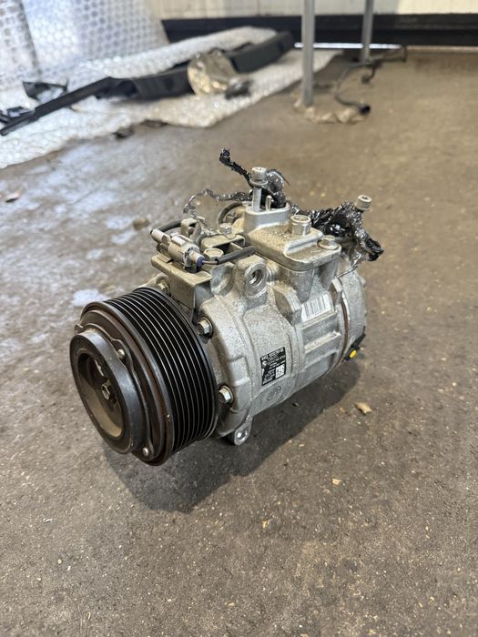 Компресор климатик bmw m2 f87 m3 f80 m4 f82 бмв м2 ф87 м3 ф80 м4 ф82