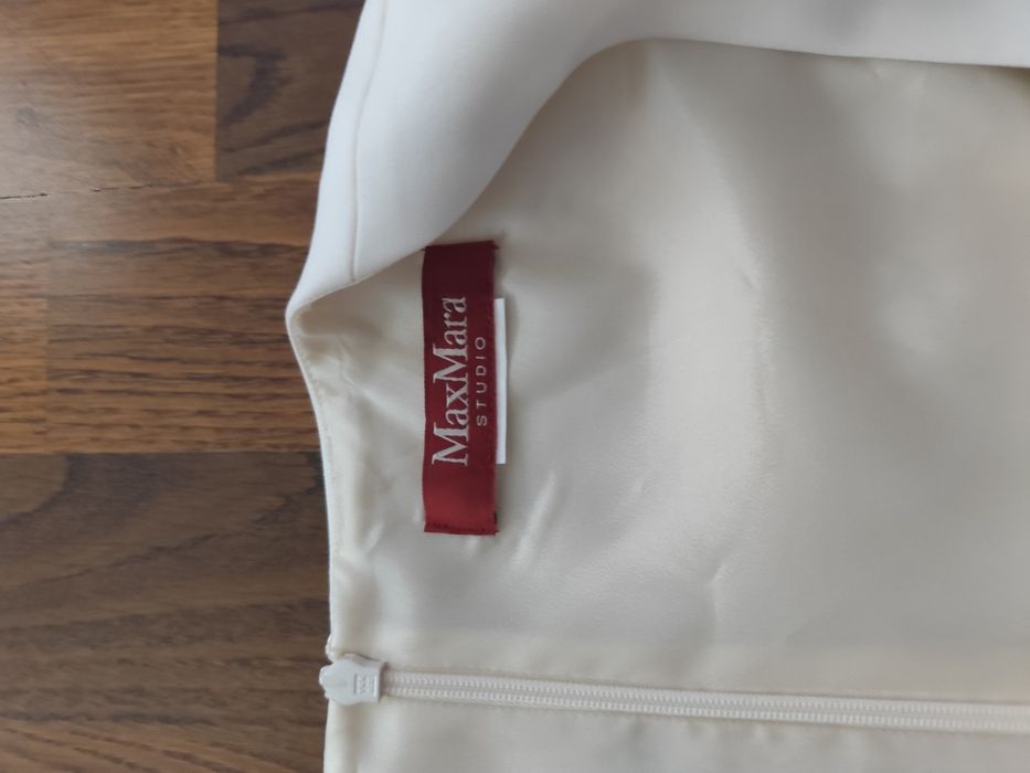 Max Mara рокля  .