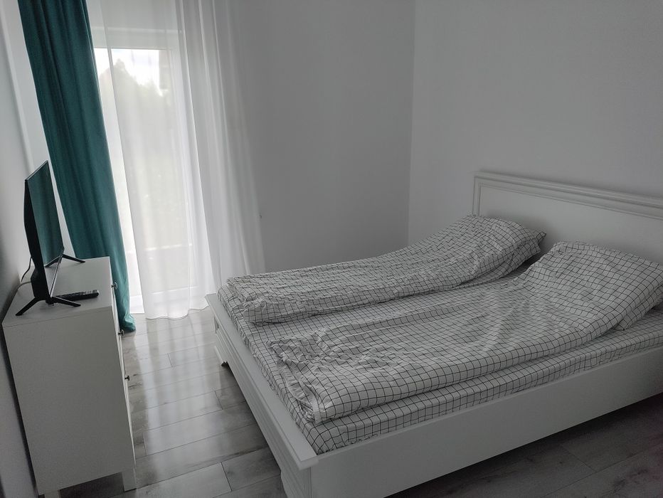 Vând apartamente,zona Uzina de apă!