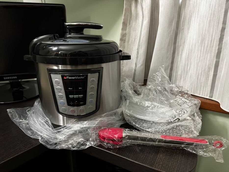 Multi-cooker electric FlavorMaster 10 în 1