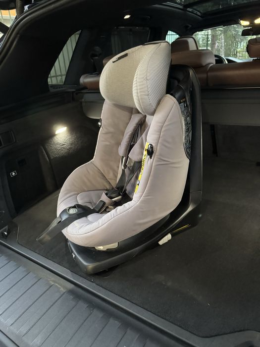 Детско столче MaxiCosi AxissFix