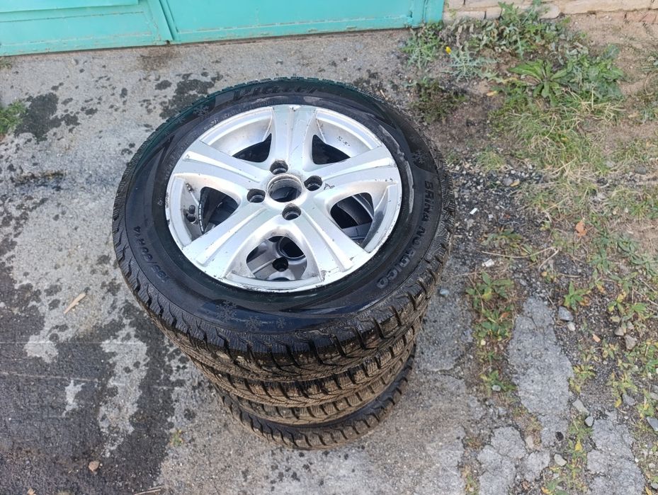 Продам колеса в сборе на ваз 4"98