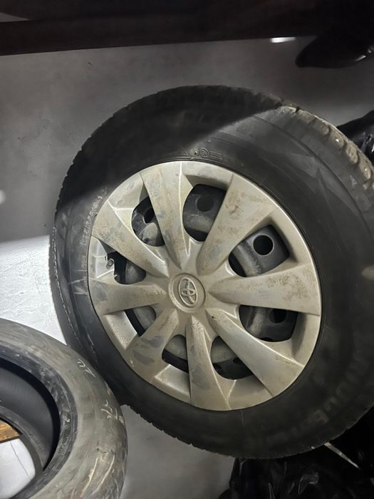 Продам шины с дисками 4 шт