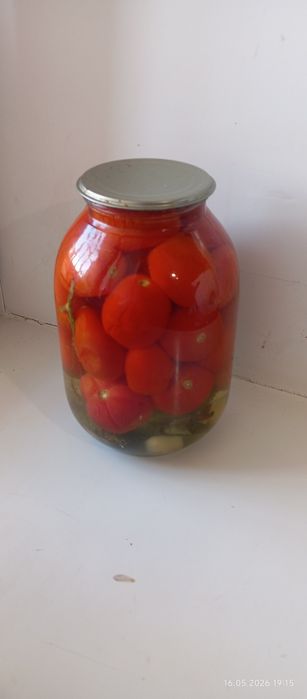 Продам огурцы помидоры