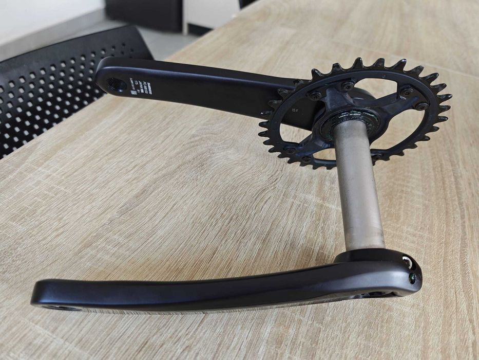 Pedalier SHIMANO XT FC-M8100