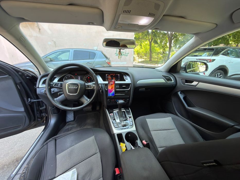 AUDI A4 2010 — imagine 2
