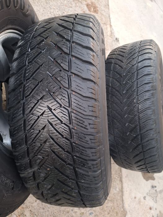 гуми с джанти  Goodyear 265/70R16