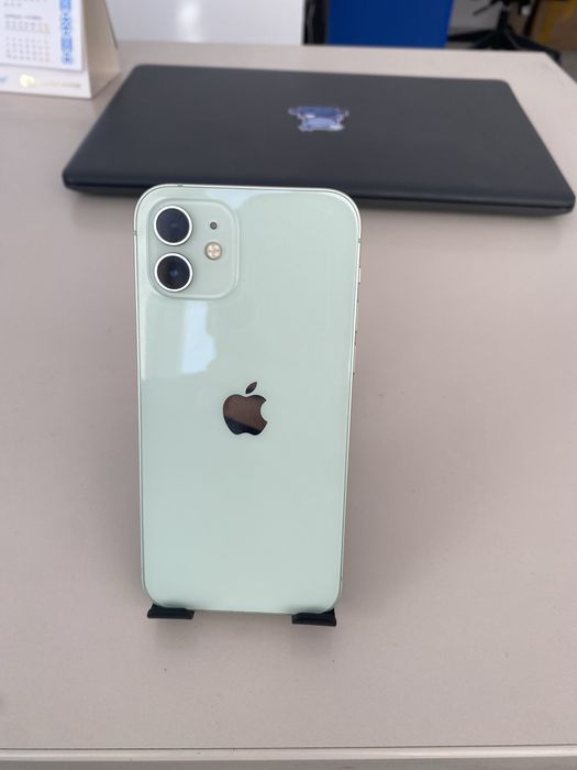 Продам iphone 12 128gb
