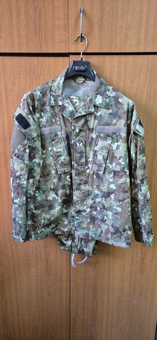 Ținută militară combat