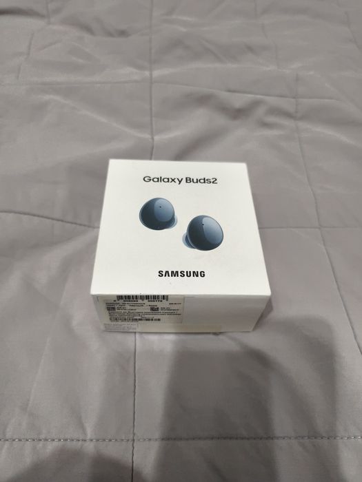 Продам наушники galaxy buds 2