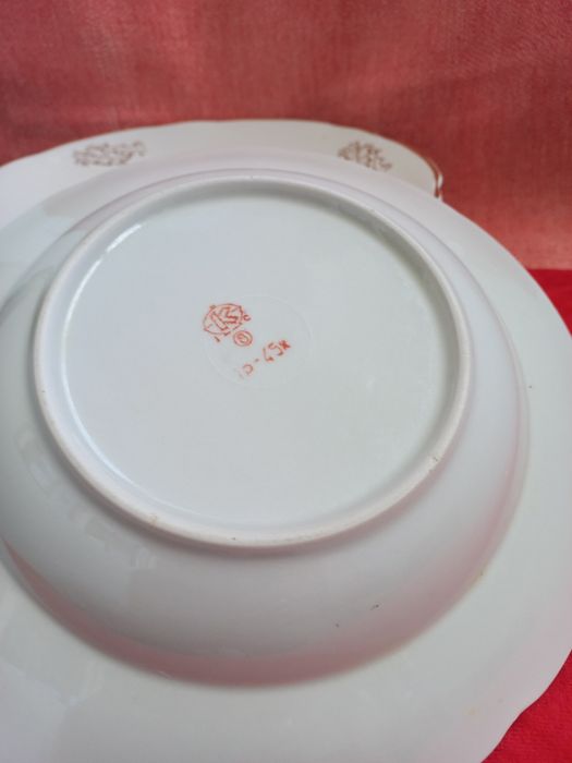 Суповые тарелки. Фарфор