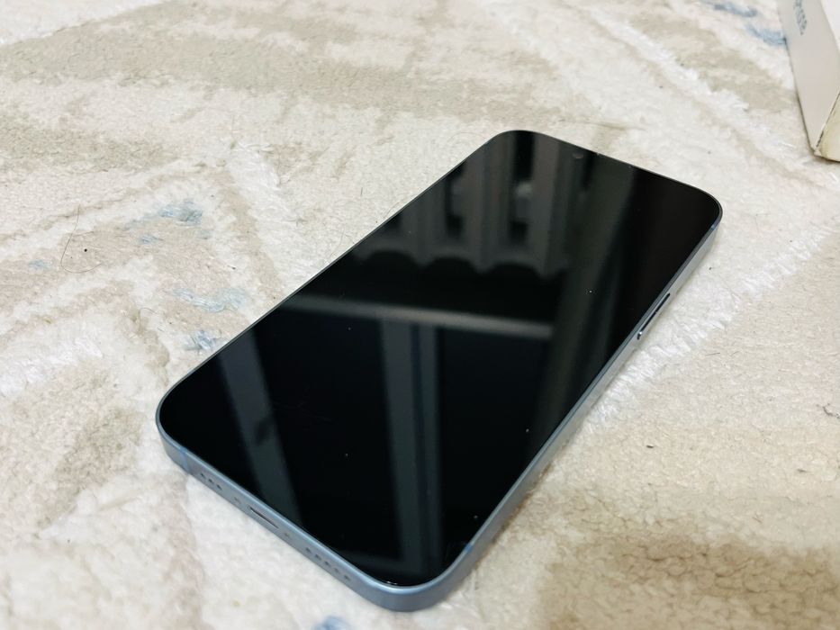 Iphone 14  blue