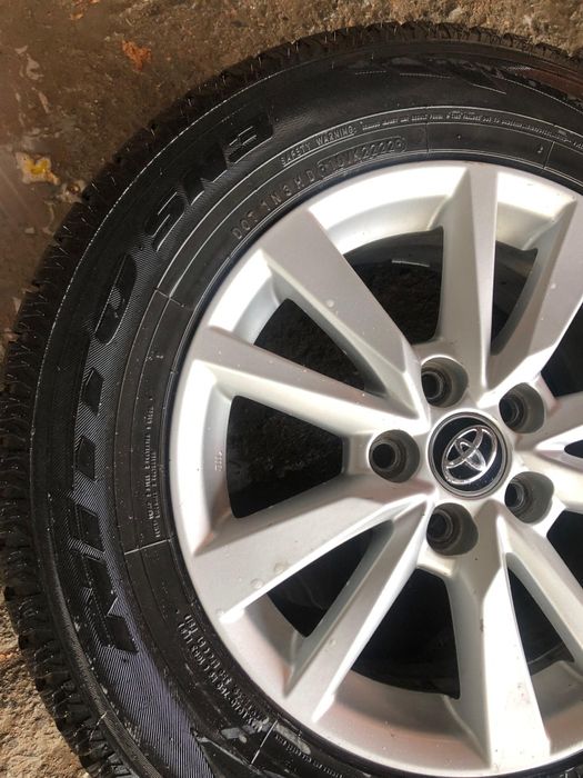 Продам,шины R16/215/65