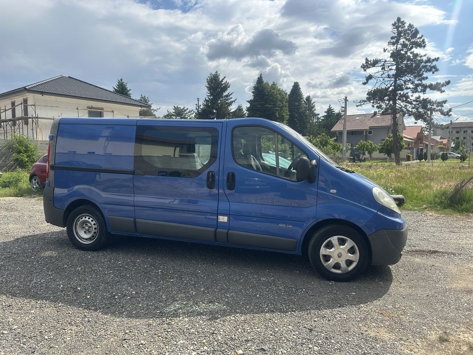 Renault Trafic  6 locuri