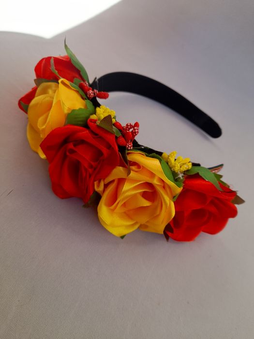 Китки за глава подходящи за народна носия