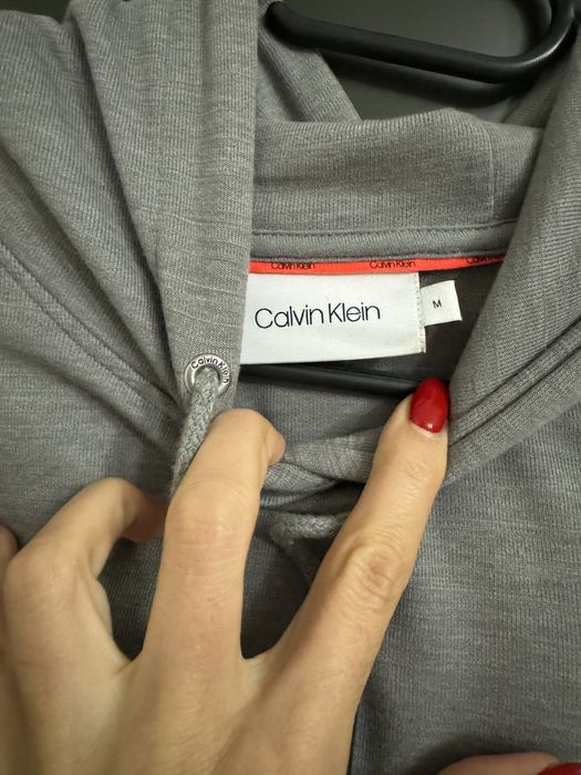 Блузони CK и Armani Exchange