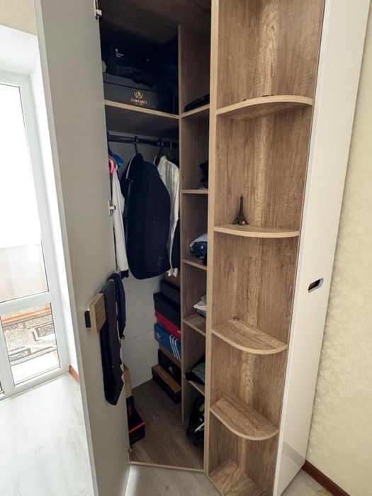 Продам шкаф в комнату