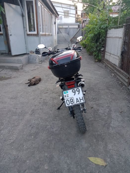 Мотоцикл  объем 250 куб.