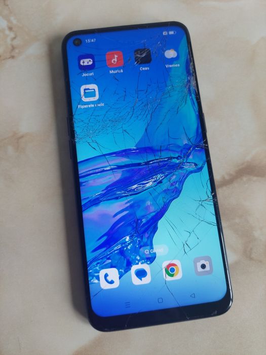 Vând Oppo A53 de 128Gb [cu sticla spartă dar perfect funcțional] //poze reale