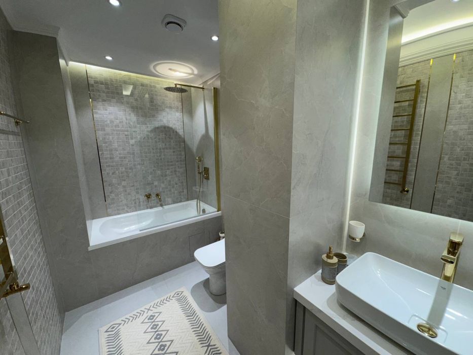 Продается квартира Ц-4