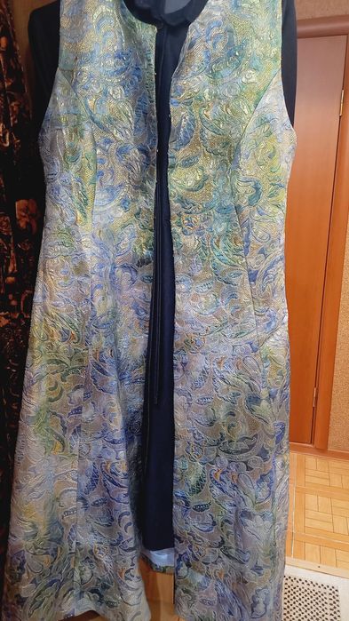 Камзол джакардовый. Размер 46/48