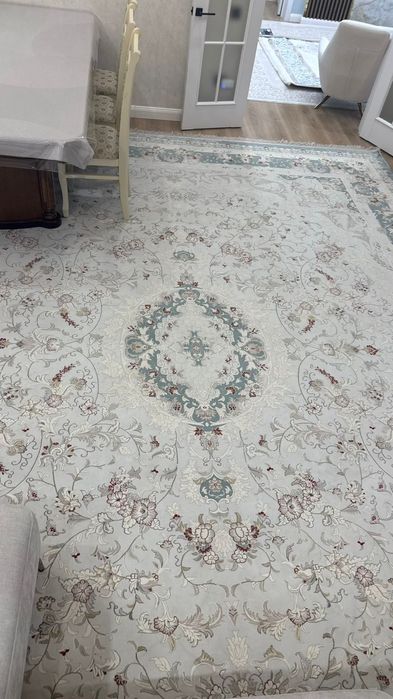 Кілем  сатылады.