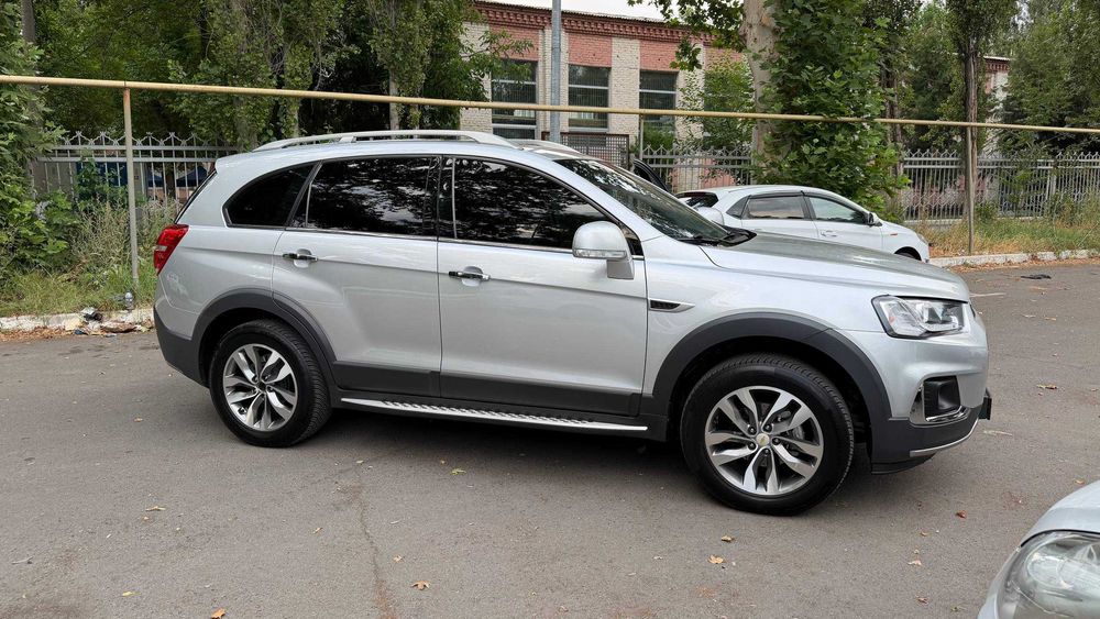 Chevrolet Captiva 4