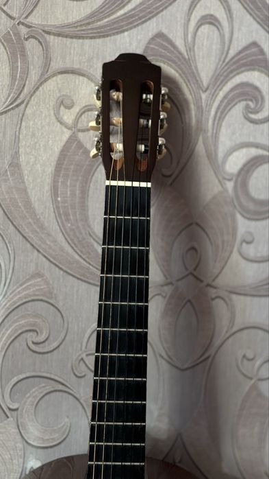HOHNER классикалық гитарасы сатылады