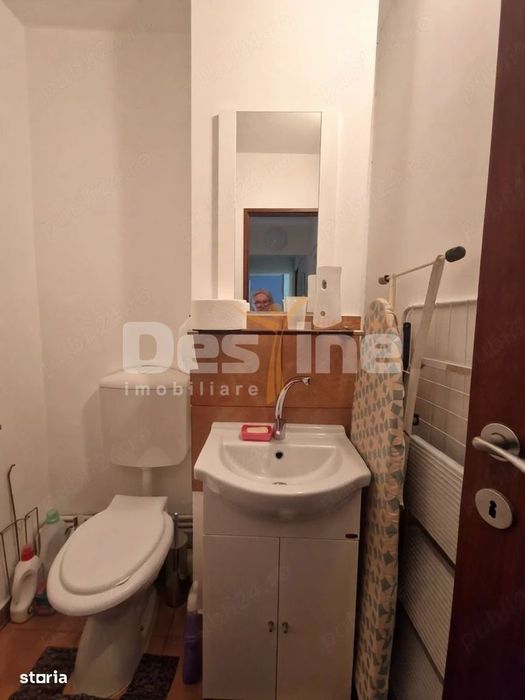 Apartament 3 camere de vanzare