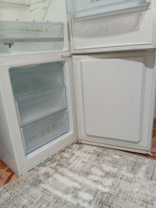 Холодильник Bosch