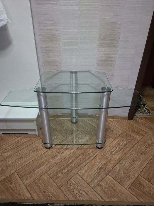 Тумба стеклянный стол под телевизор