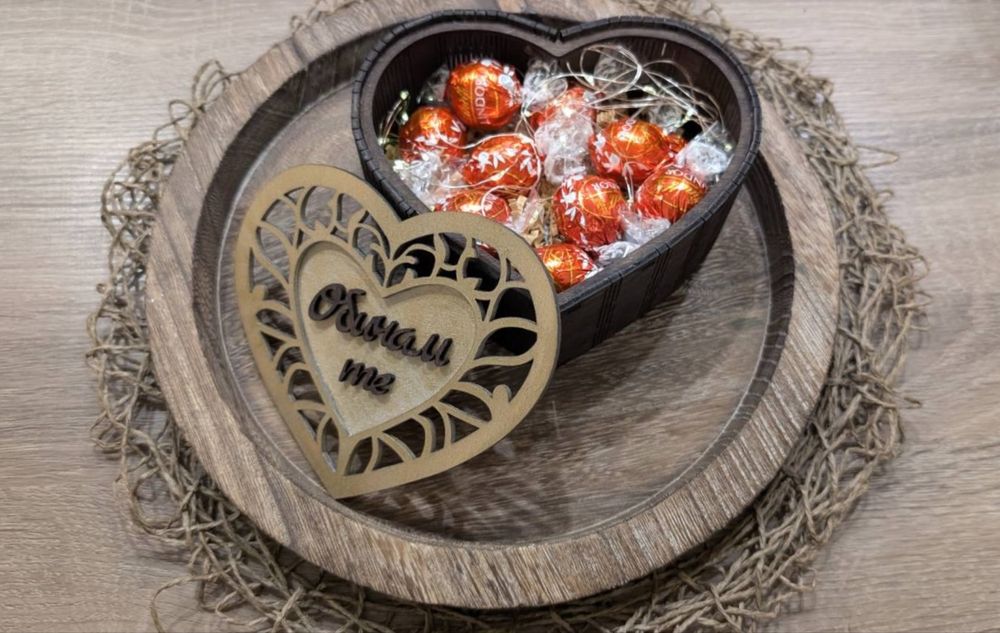 Дървена декорация и подаръци за всякакъв повод