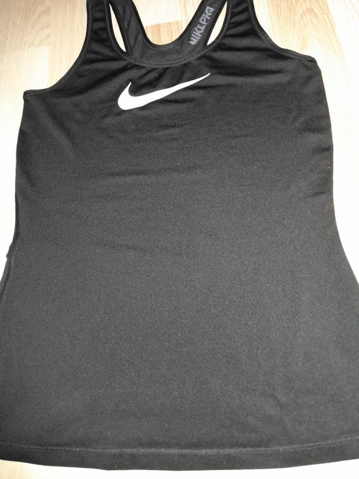 Дамски потник номер S,Nike, оригинал