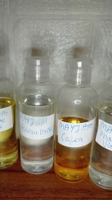 Vand uleiuri parfumate phatoil si mayjjam pt lumanari sau sapun