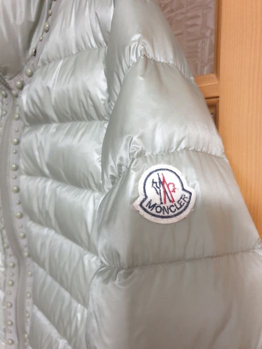 Продам куртку  осень весна